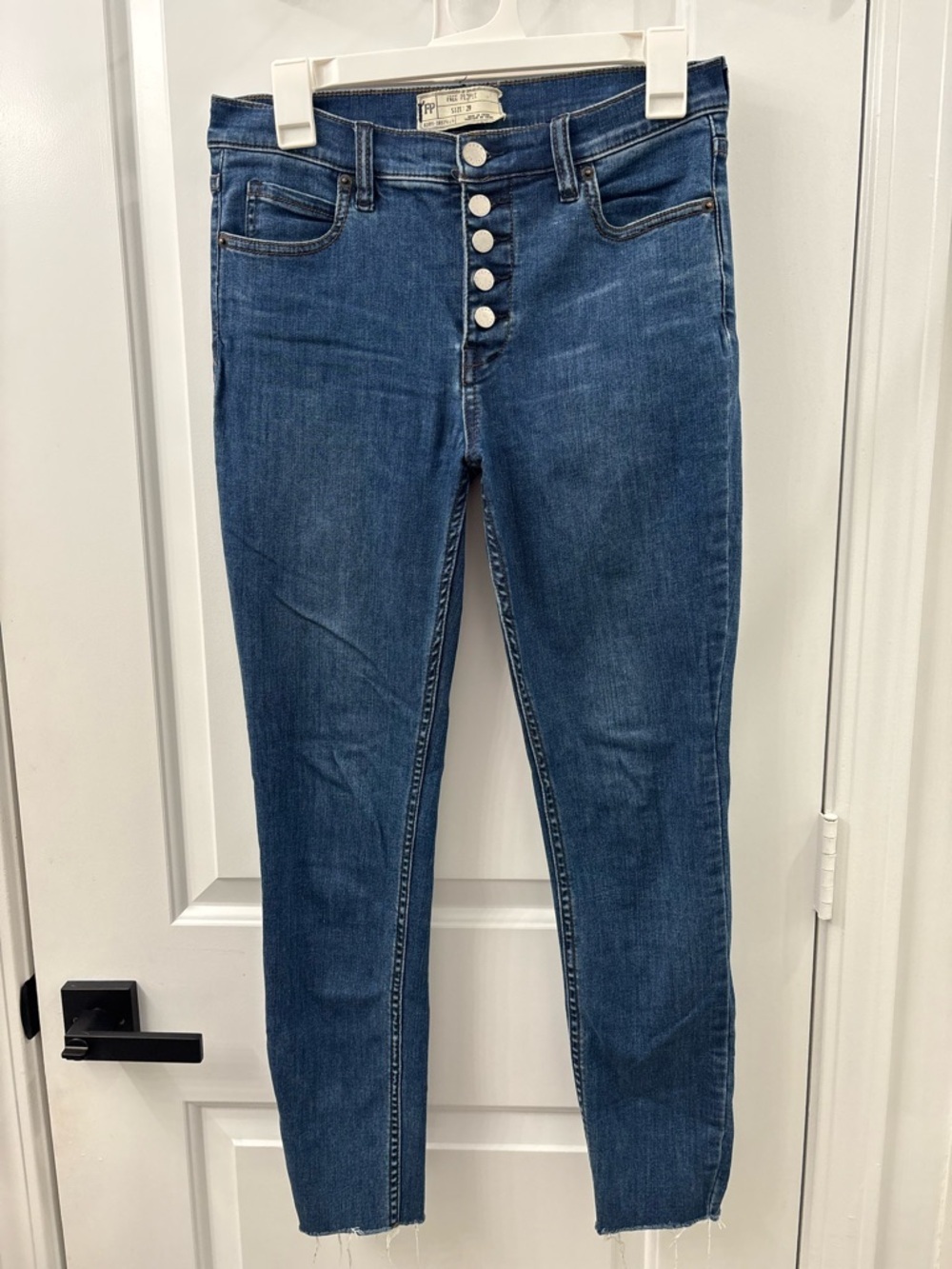 Free People Button Fly Mid Rise Jeans Style Size 29